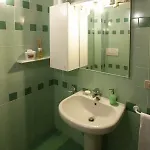 威尼斯公寓 *